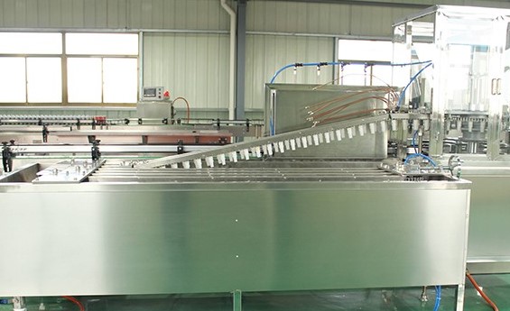 Small Bottle Filling And Capping Machine