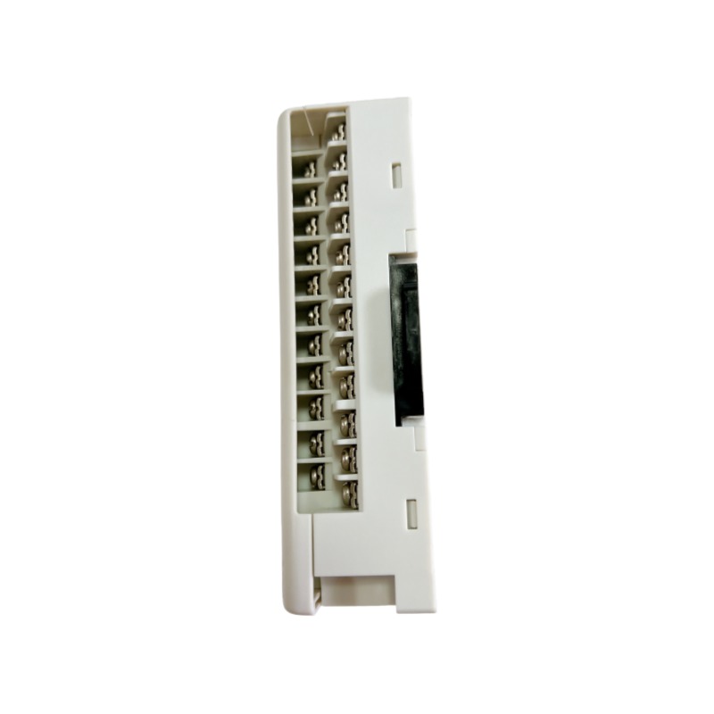 KEYENCE KL-8BLT Original Programmable Controller 8 Point Relay Function Screw Terminal