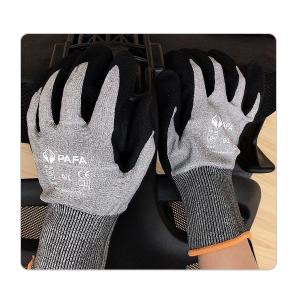 Sandy Nitrile Palm Coated ANSI Level 5 Cut Resistant Gloves For Repairing And Warehousing