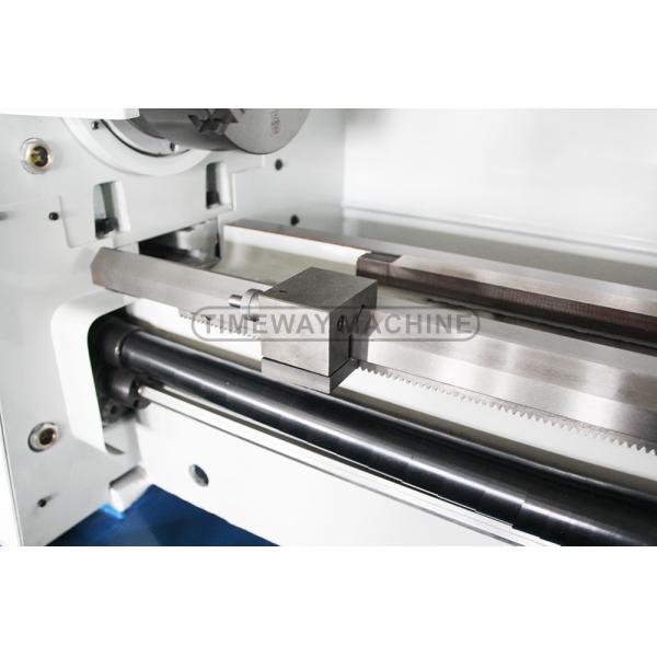 Max. Swing Diameter 410mm Light Duty Precision Gap Bed Lathe CM-400 with Performance