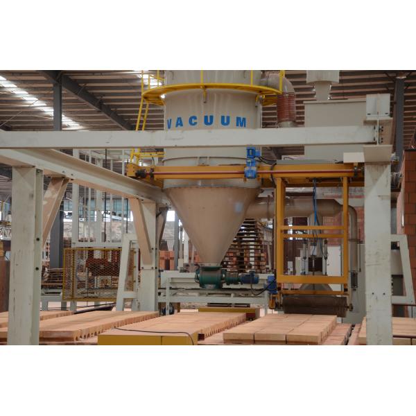 Fully Automatic PLC Control Tunnel Kiln Car Cleaning Machine For Clay Brick Kiln