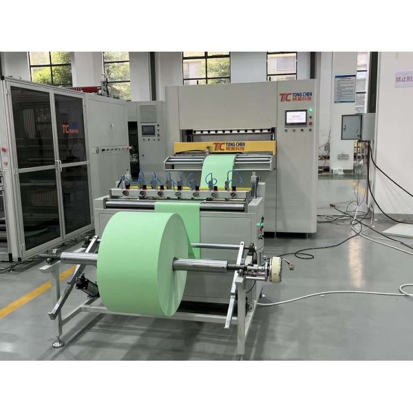 Fully Integrated All Servo Motored CNC Knife-Type Filter Material Folding Machine for Industrial and Home Filter Production
