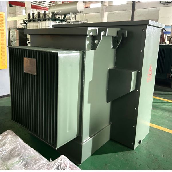 Cooper Three Phase Pad Mounted Transformer with DYN1 Vector Group and ONAN Cooling