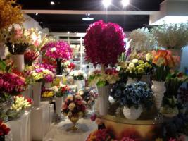 Diamond Custom Shape Porcelain Vase And Plates For Decoration