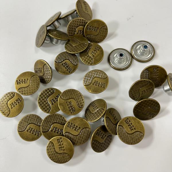 Wholesale 2/4 holes Polyester Plastic Button Transparent Resin Buttons For Shirts