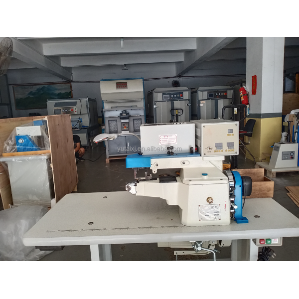 Compact YT-701-1A Automatic Hot-cementing Leather Midsole Edge Folding Machine with Machine Dimensions of 1200*550*1280 mm