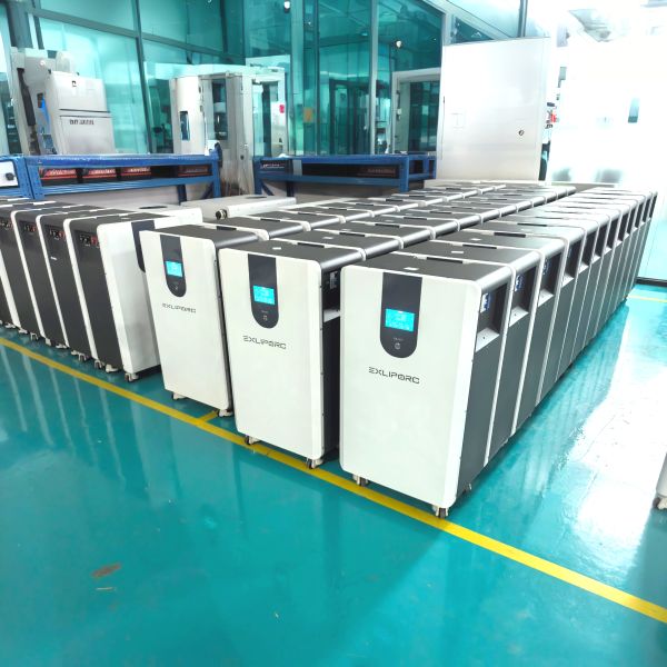 15kWh Hybrid Grid PV Storage Solar Battery System Split Stackable 15kWh LiFePO4 Home Energy Storage CE IEC Certified