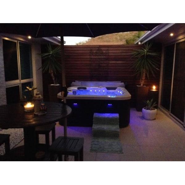 Computer Control Outdoor Spa Tub Rectangle Shape CE / SAA certification