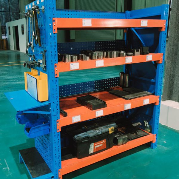 Adjustable Height Boltless Warehouse Rack With 500kg/layer Capacity Industrial Shelving