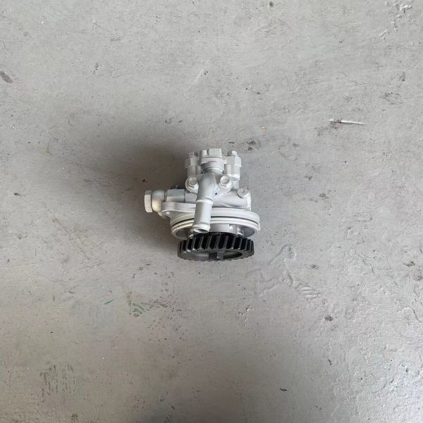 Second-Hand 4HK1 Engine Assembly with Power Steering Pump