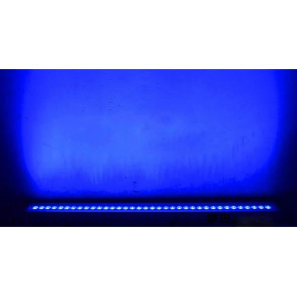 Waterproof Slim Bar PRO LED Linear Wall Washer Lighting With Smooth Dimming Curves