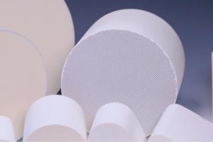 Quality Alumina Ceramic Substrate Diesel Ceramic Substrates , Honeycomb porous ceramic for sale