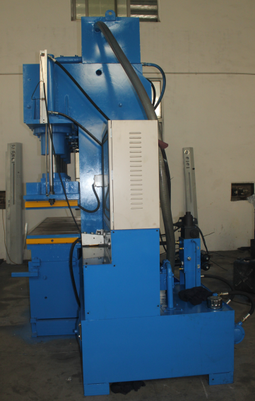 Upper Pressure Vulcanizing Press Machine Table 2000X500mm Automatic Pressure , Exhaust