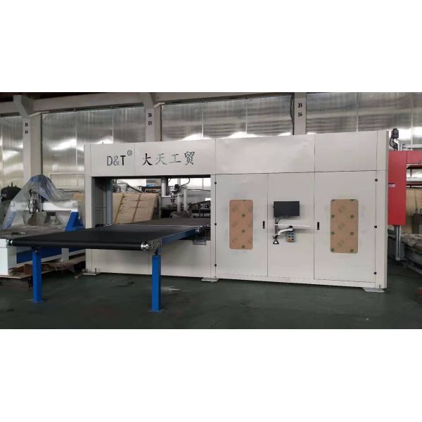 Vertical Cnc Latex Polyurethane Foam Machine With Revolving Knife