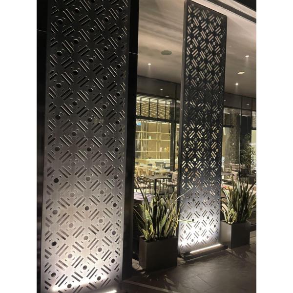 0.6 - 1.2mm Aluminum Metal Ceiling System Solution LED Light Linear Metal Ceiling