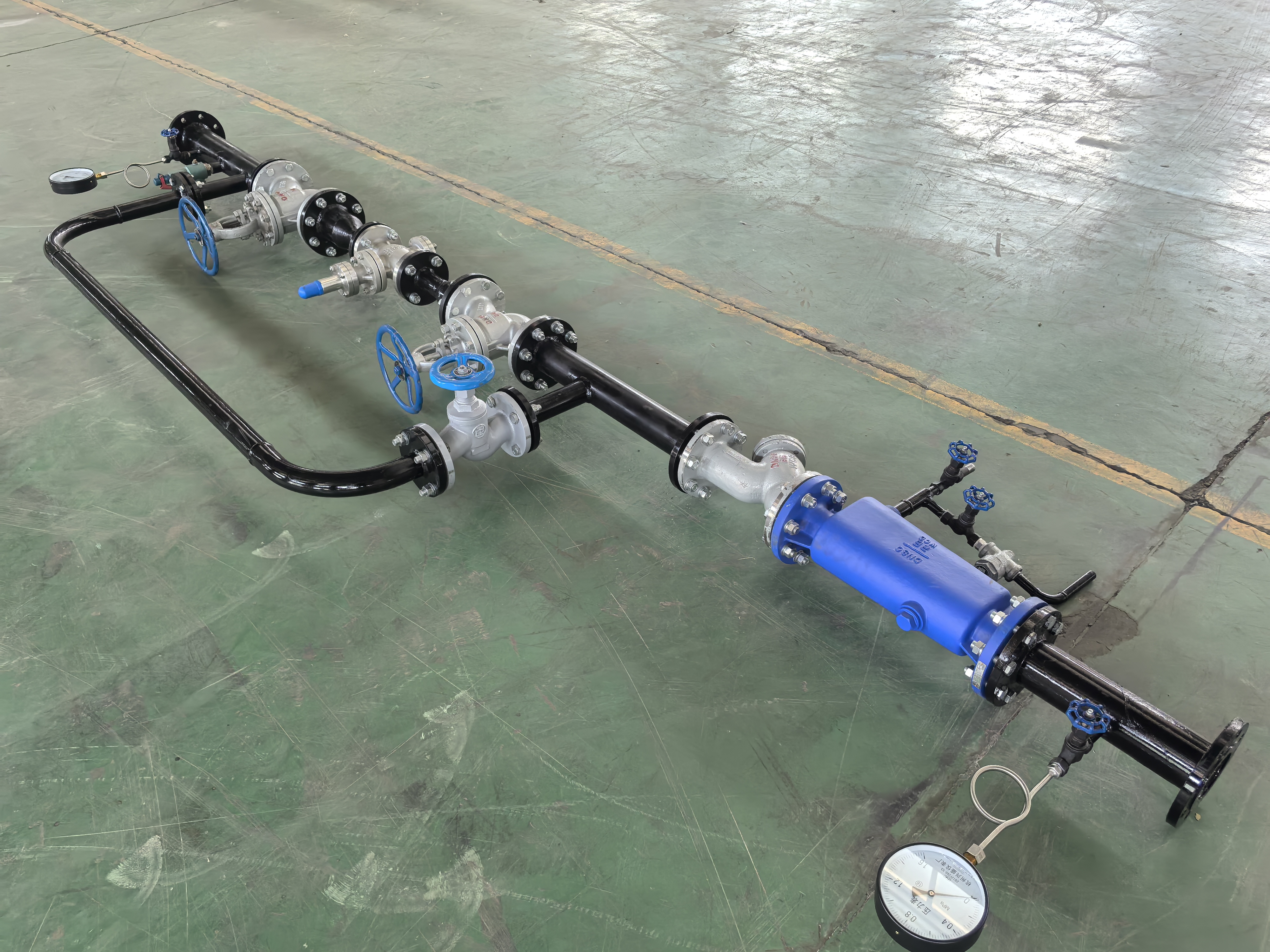 High Temperature Steam Integrated Pressure Reduction Station
