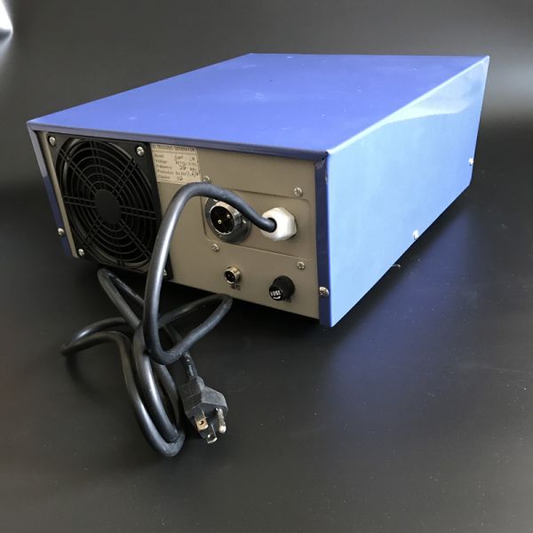 2000Watt ultrasonic waveform generator 28khz/40khz variable frequency ultrasonic generator 2000W Variable Frequency Digital Ultrasonic Generator 28khz / 40khz CE Approval
