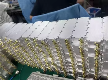 10W 1400-1500MHz GaN RF Power Amplifier Module with Built-in Circulator for UAV Interference