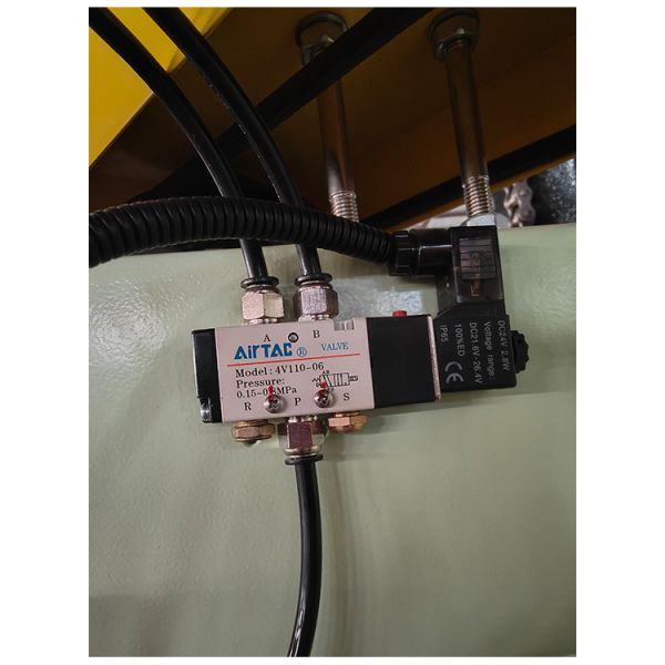 Customized Semi Automatic Packaging Machine 25KG 30KG 50KG Master Batch Dry Yeast Chaff Fertilizer Packing Machinery Line