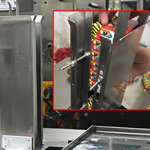Transparent Film Wrapping Machine 3D Cosmetics Packaging Machine Full Automatic