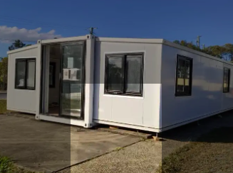 Customizable Interior Decoration 20ft/40ft Expandable Mobile Container House for Hotel