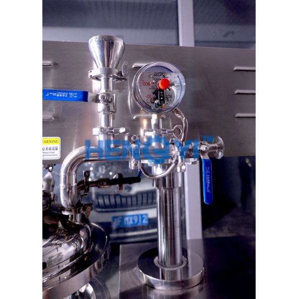 Hydraulic Lifting Vacuum Emulsifier Mixer 20L For Liquid Soap