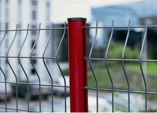 Galvanized electrostatic spray or PVC dipped coating peach post welded mesh fence