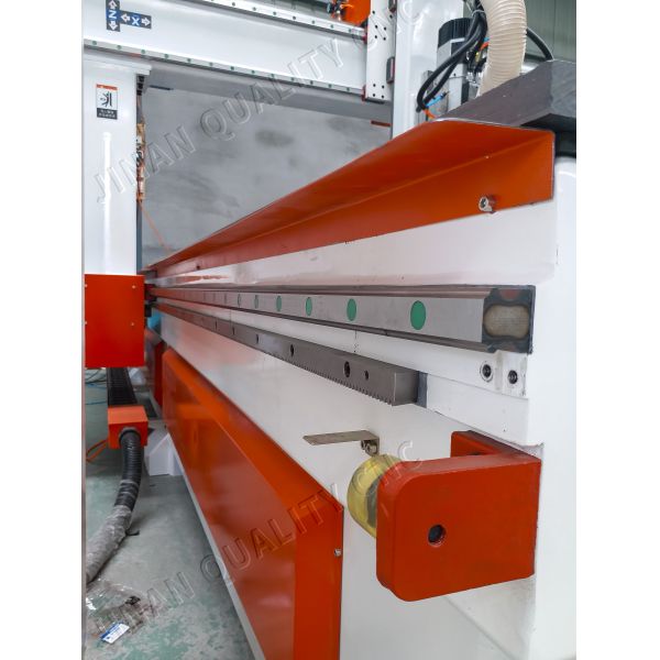 4 Axis 3d Wood Sculpture CNC Wood Router Machine 1530 with Automatic Tool Changer