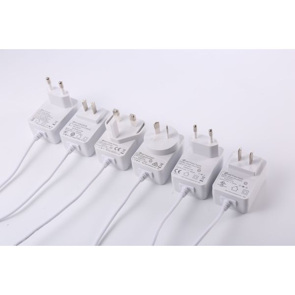 12W 18V 5V 1A AC DC Power Adapter USB ABS PC Customized Logo