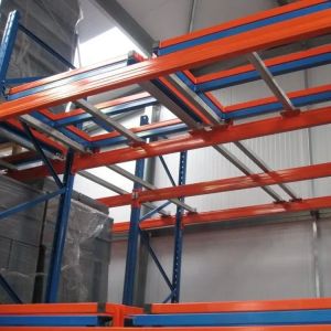 High Density Warehouse Push Back Pallet Racking Customized