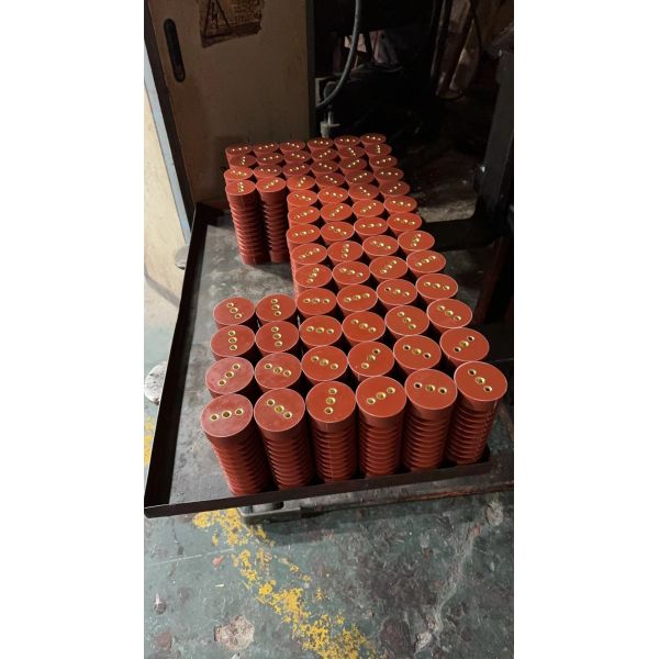 Safe Epoxy Resin Medium Voltage Insulators Post Type With AGP Casting Way