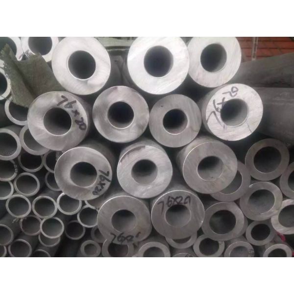Flexible 304 Stainless Steel Pipe Thick Wall Welded Type Round Shape