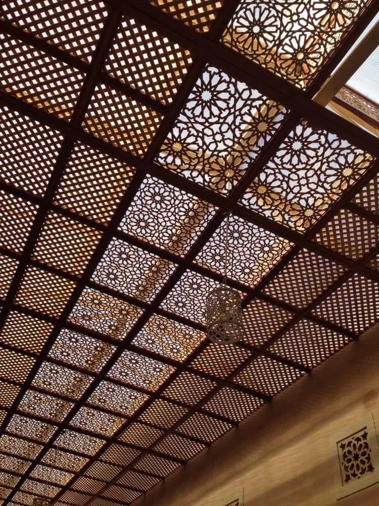 0.6 - 1.2mm Aluminum Metal Ceiling System Solution LED Light Linear Metal Ceiling