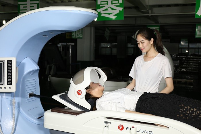 Quality No Pain Cervical Decompression Machine Blue Spinal Decompression Table for sale