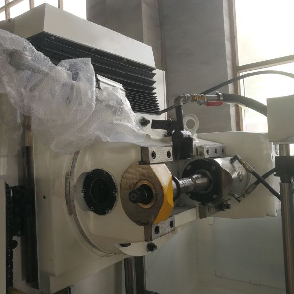 Good Performance Horizontal Gear Hobbing Machine / Easy Operation Gear Creator