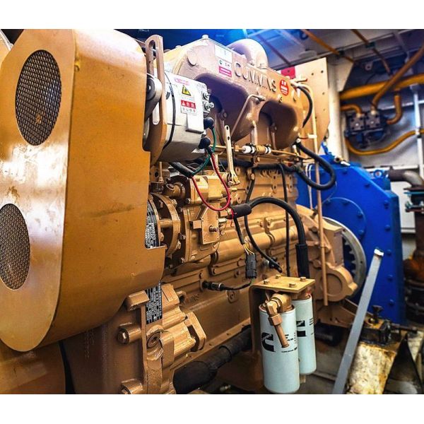 Spud Positioning Cutter Suction Dredger for Digging River Sand