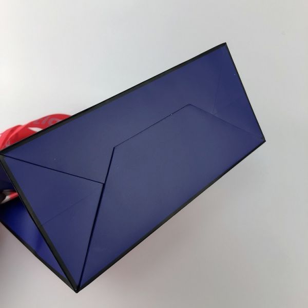 Custom Pattern Type Eco-friendly Card Paper Carrier Gift Packaging Paper Shopping Bag