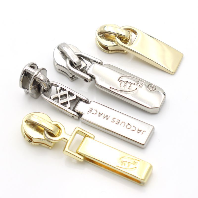 Customized Brand Name Logo Metal Zipper Puller Gold Bag Zip Pull Head Charm