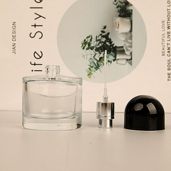 Clear 50ml Perfume Spray Bottle Glass Portable Press Refillable