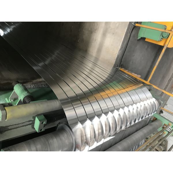Bendable aluminum strip roll