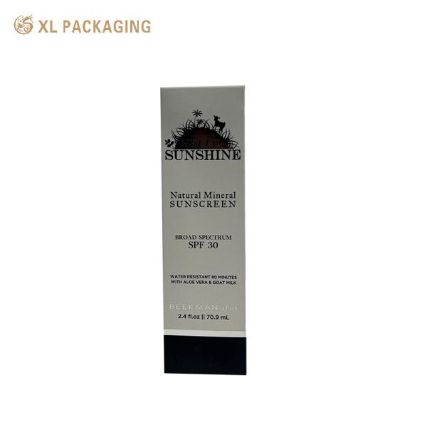 Foldable Flat Structure Cosmetic Packaging Box with Premium White Cardstock and Monochrome Retro Print for Essential Oil