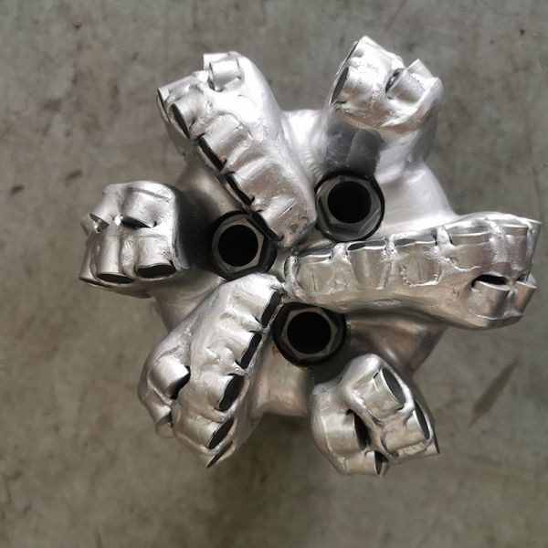 Well 8-1/2 Inch 6 Blades PDC Fixed Drill Bit for Rock Formation