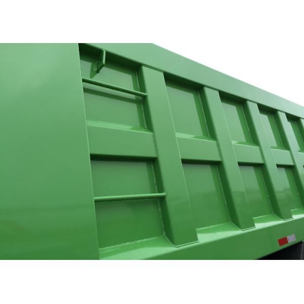 SINOTRUK HOWO Heavy Dump Truck RHD 6X4 For Construction Material Loading
