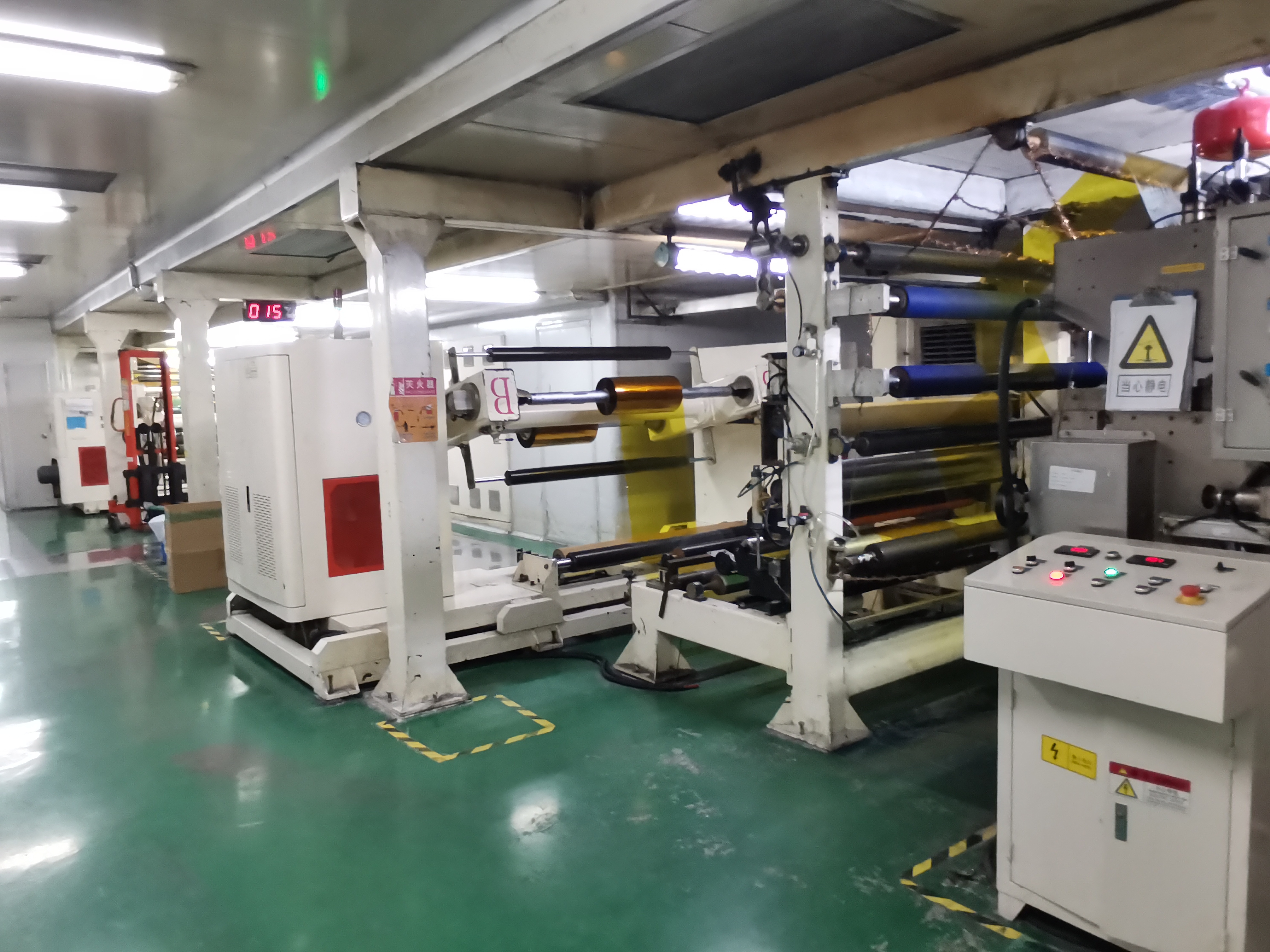 4 Axis Automatic Slitting Machine Safety Guarded Automated Cutting Machine 380V 50Hz