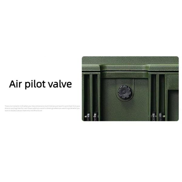 Waterproof IP67 Lockable Flight Case with Stainless Steel Hinges and Ergonomic Handle