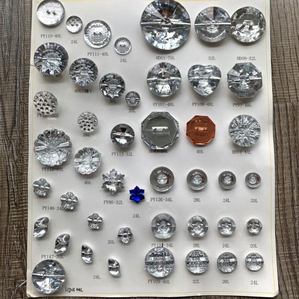 Free sample multi colors plastic acrylic material crystal buttons