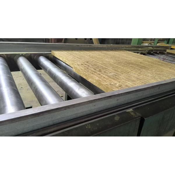 Fireproof Rock Wool Board 30mm-150mm Thickness for Thermal Insulation