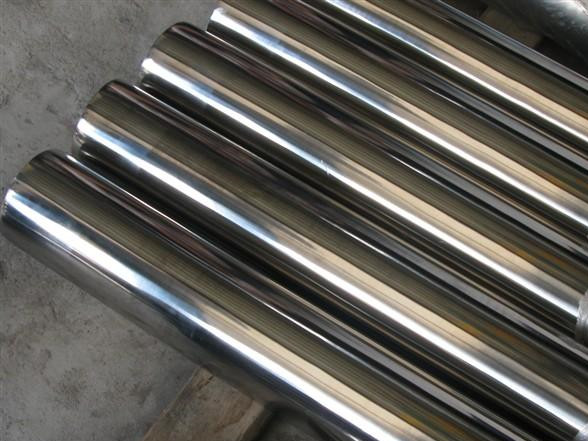 Seamed Type 304 SS Polished Pipe Round Shape Anti Corrosion For Construction