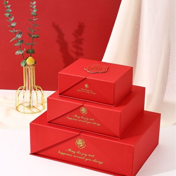 Customizable Large Valentine's Day Gift Boxes Exquisite Packaging For Romantic Presents