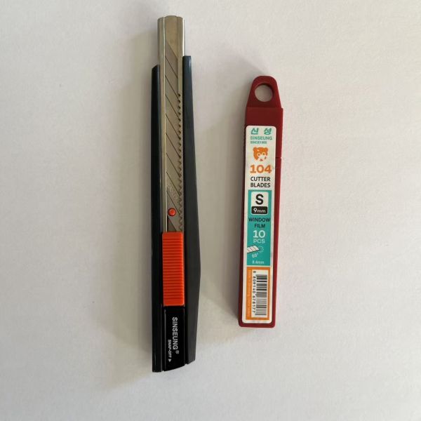 SINSEUNG 9mm Cutter Blades product image showing blade details and packaging
